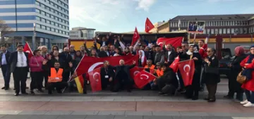 Duisburg'da "sözde sanat sergisi" protesto edildi