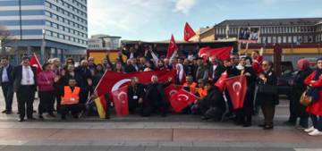 Duisburg'da "sözde sanat sergisi" protesto edildi