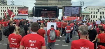 Eğlence sektörü çalışanlarının Kovid eylemi