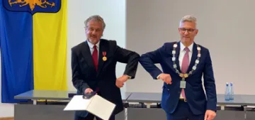 Erdal Keser’e Almanya liyakat nişanı verildi