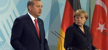 Erdoğan ve Merkel telefonda görüştü