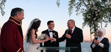 Erdoğan Mesut Özil’in nikah şahidi oldu