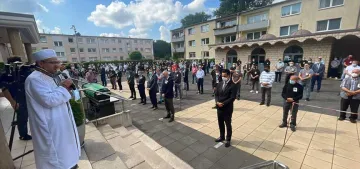 Leverkusen patlaması kurbanı Erdoğan Sarıkaya için cenaze töreni Leverkusen patlaması kurbanı Erdoğan Sarıkaya için cenaze töreni