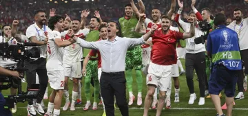 Bizim çocuklar EURO 2024’te ikinci tura yükseldi Bizim çocuklar EURO 2024’te ikinci tura yükseldi