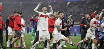 Bizim Çocuklar EURO 2024’te çeyrek finale yükseldi Bizim Çocuklar EURO 2024’te çeyrek finale yükseldi