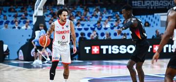 12 Dev Adam Almanya’ya finalde yenildi