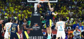 Fenerbahçe Doğuş finalde Real Madrid'e karsi kaybetti