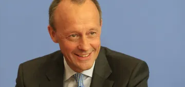 Merkel'in koltuğuna Friedrich Merz talip oldu
