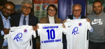 DFB’den ırkçılığa taviz yok