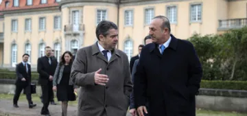 Gabriel-Çavuşoğlu Berlin’de görüştüler Gabriel-Çavuşoğlu Berlin’de görüştüler