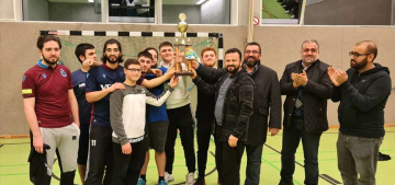 Hamburg’da Almanya‘ya iş göçünün yıldönümü anısına futbol turnuvası