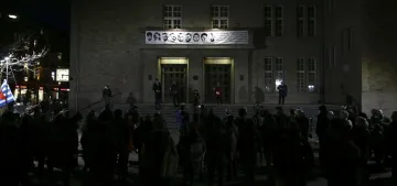 Hanau’daki ırkçı terör saldırısının kurbanları anıldı Hanau’daki ırkçı terör saldırısının kurbanları anıldı