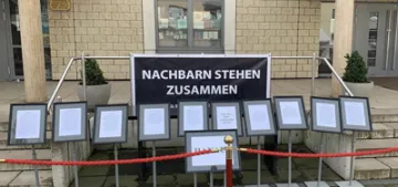 Hanau ırkçı saldırısının kurbanları Duisburg'da anıldı