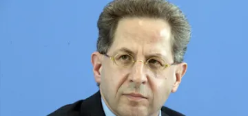 Hans-Georg Maassen görevinden alindi