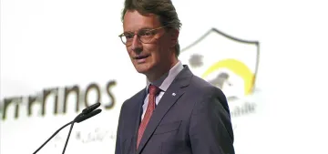 Türk kökenli iş insanları Almanya'da ortak hikaye yazmaya devam ediyor ATIAD Düsseldorf Türk kökenli iş insanları Almanya'da ortak hikaye yazmaya devam ediyor ATIAD Düsseldorf