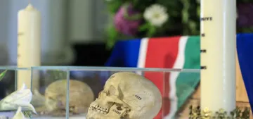 Herero ve Nama yerlilerinin kemikleri Namibya'da