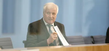 Motosiklet derneği yasalara aykırı davranma gerekçesiyle yasaklandı