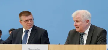 Almanya'da aşırı sağcı şiddette artış kaydedildi Almanya'da aşırı sağcı şiddette artış kaydedildi