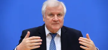Bakan Seehofer‘den mülteci krizi uyarısı