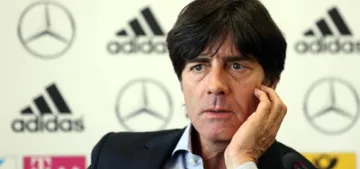 Löw'den asiri sagci taraftarlara sert tepki