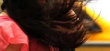 Saçı dökülen kadınlara iyi haber Saçı dökülen kadınlara iyi haber