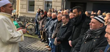 Kezban Esen dualarla ugurlandi