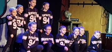 Göcmen danscilar sampiyonuk yolunda Göcmen danscilar sampiyonuk yolunda