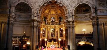 Braunschweig’da bir papaz cinsel imaları nedeniyle görevinden alındı