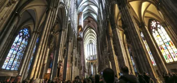 Katolik kilisesinden cinsel istismar özürü