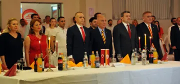 Köln'de Galatasaray’ın şampiyonluk kutlaması yapıldı