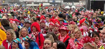 Almanya'da karnaval sezonu başladı Almanya'da karnaval sezonu başladı