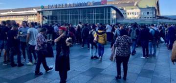 Köln merkez tren istasyonunda rehine krizi