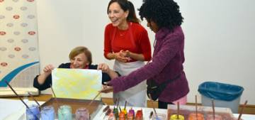 Köln‘de ebru temalı atölye çalışması yapıldı Köln‘de ebru temalı atölye çalışması yapıldı