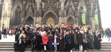 Köln’deki tarihi yerleri gezdiler