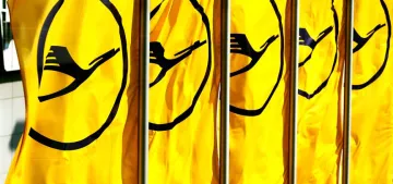 Lufthansa Tel Aviv uçuşlarını geçici olarak durdurdu Lufthansa Tel Aviv uçuşlarını geçici olarak durdurdu