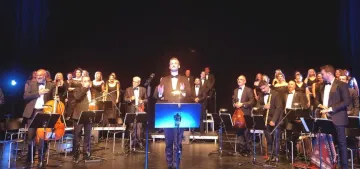 Meşk Korosu Neuss’ta ayakta alkışlandı Meşk Korosu Neuss’ta ayakta alkışlandı