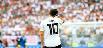 Mesut Özil'e bir destek daha geldi Mesut Özil'e bir destek daha geldi