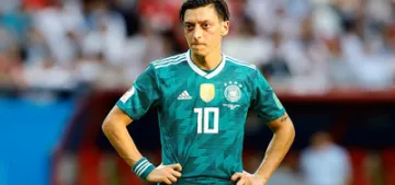 DFB Mesut Özil'in arkasında durmadı