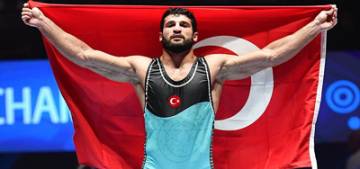 Milli güreşçi Metehan Basar dünya şampiyonu Milli güreşçi Metehan Basar dünya şampiyonu
