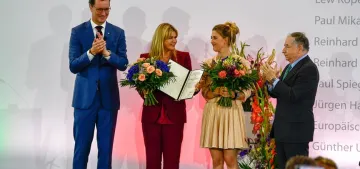 Michael Schumacher'e en yüksek devlet ödülü verildi