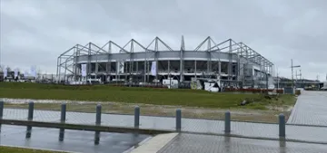 Mönchengladbach-Köln maçı seyircisiz oynanacak