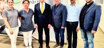 Mydent Diş Klinikleri Başkonsolos İzbul’u ağırladı