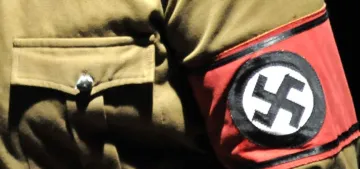 Nazi toplama kampı sekreterine 2 yıl hapis cezası verildi Nazi toplama kampı sekreterine 2 yıl hapis cezası verildi