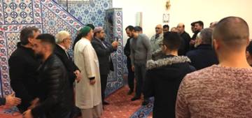 Sakal-ı Şerif Köln’de görücüye çıktı