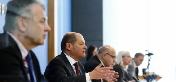 Almanya 750 milyar Euro‘luk yardım paketini onayladı Almanya 750 milyar Euro‘luk yardım paketini onayladı