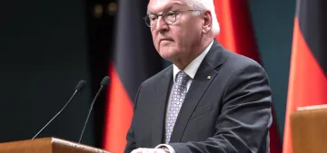 Almanya’da zorunlu askerliğin tekrar uygulanmasını istedi