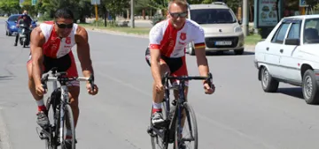 Türk-Alman dostlugu için Stuttgart’tan Erzincan'a pedal çevirdiler