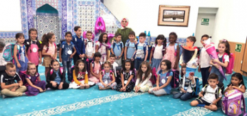 Türkçe ve Almanca dualarla okula başladılar Türkçe ve Almanca dualarla okula başladılar