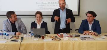 Türkçe derslerinin konumu masaya yatırıldı Türkçe derslerinin konumu masaya yatırıldı