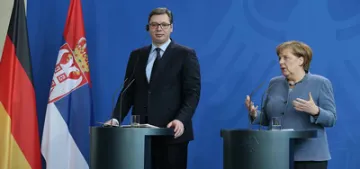 Merkel’den Sırbistan’a övgü